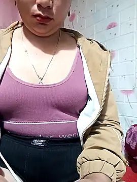 Snapshot of Hena__ chatting on 26, 4, 2026 Hena online show from 26, 4, 2026