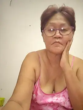 Snapshot of Sunflower1956 chatting on 2, 6, 2026 Sunflower1956 online show from 2, 6, 2026