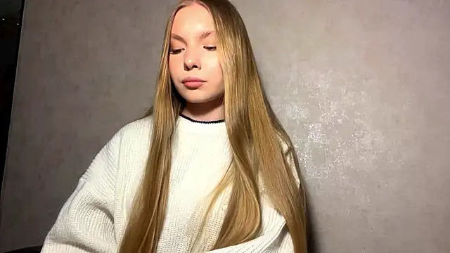 CarolineNine online show from 26, 4, 2026