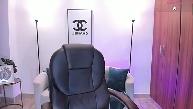 Nanaa snow online show from 21, 4, 2026