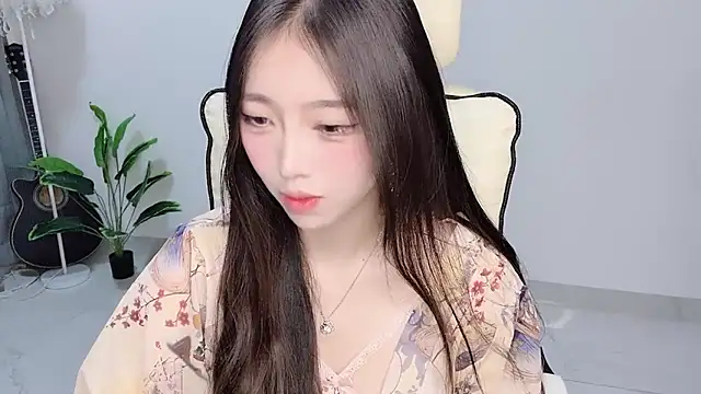 Yukiy8877 online show from 5, 4, 2026