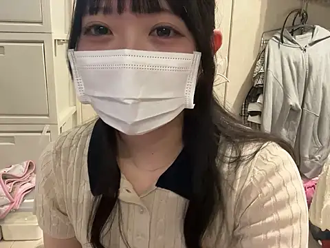 y-u-r-a-33 online show from 25, 6, 2026