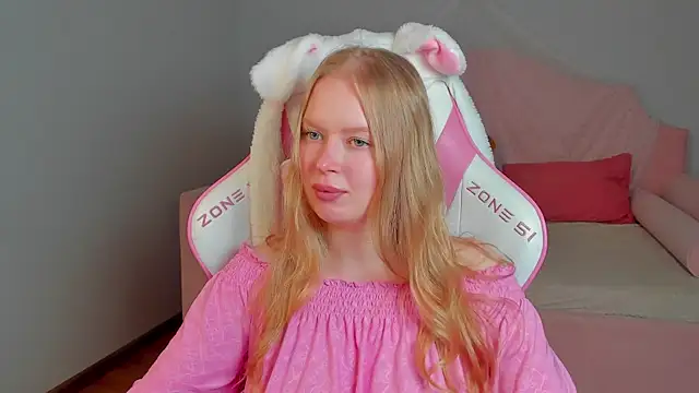 BellaVenatrix online show from 2, 4, 2026