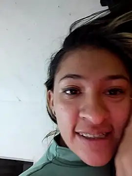 Snapshot of abigail240 chatting on 30, 4, 2026 abigail240 online show from 30, 4, 2026