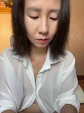 Snapshot of lilysister66 chatting on 26, 5, 2026 lilysister66 online show from 26, 5, 2026