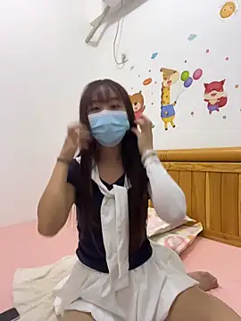 Snapshot of flylingling33 chatting on 24, 3, 2026 flylingling33 online show from 24, 3, 2026