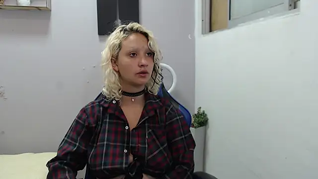 dafne kim online show from 10, 4, 2026