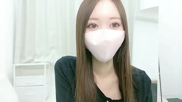 Snapshot of salachan_v chatting on 16, 4, 2026 salachan v online show from 16, 4, 2026