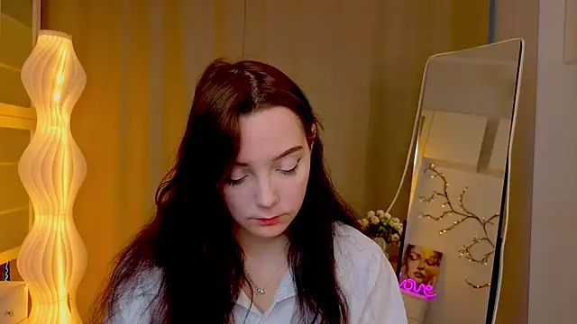 Snapshot of KaraNeagle chatting on 7, 5, 2026 KaraNeagle online show from 7, 5, 2026