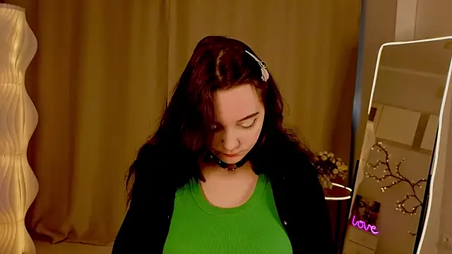 Snapshot of KaraNeagle chatting on 13, 4, 2026 KaraNeagle online show from 13, 4, 2026