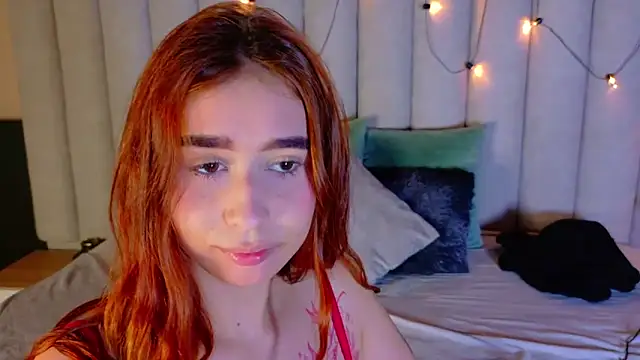 Snapshot of StarrMoon__ chatting on 22, 5, 2026 StarrMoon online show from 22, 5, 2026