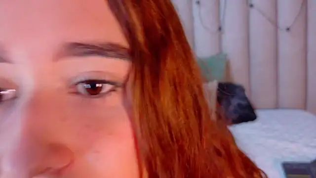 Snapshot of StarrMoon__ chatting on 18, 5, 2026 StarrMoon online show from 18, 5, 2026