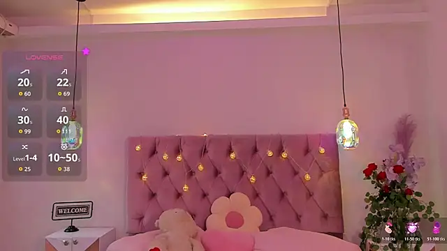 SofiaBloomm online show from 4, 6, 2026