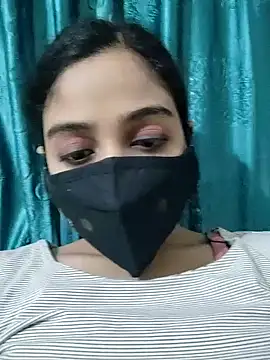 ALIZA FENDY online show from 18, 4, 2026