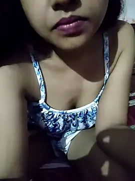Snapshot of ALIZA_FENDY chatting on 8, 7, 2026 ALIZA FENDY online show from 8, 7, 2026