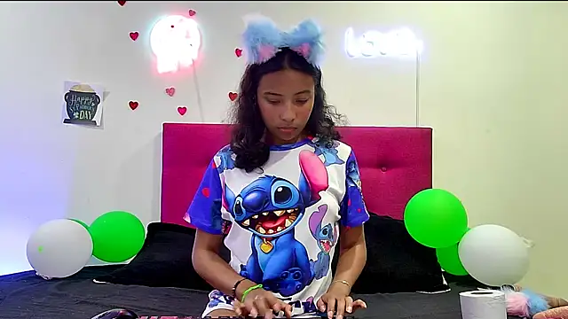 Ellie Cute7 online show from 9, 4, 2026