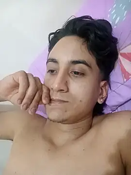 EsmeraldaNaim online show from 26, 4, 2026