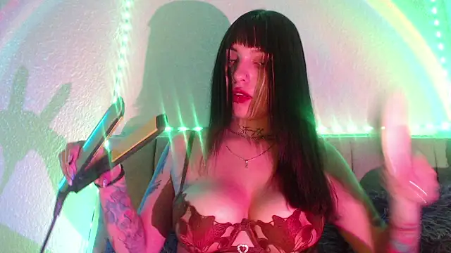 Snapshot of Val_Time chatting on 28, 5, 2026 Val Time online show from 28, 5, 2026