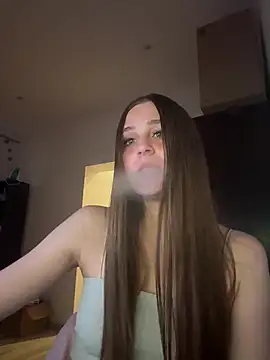 Snapshot of BellMeow_ chatting on 6, 6, 2026 BellMeow online show from 6, 6, 2026