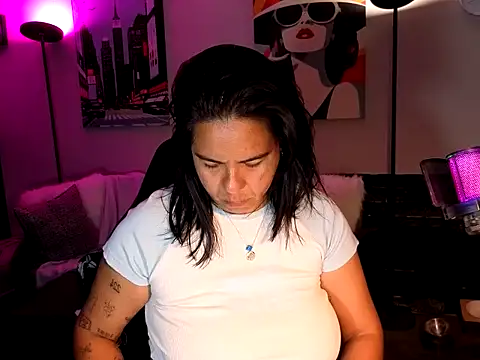 HannaJonns online show from 11, 4, 2026