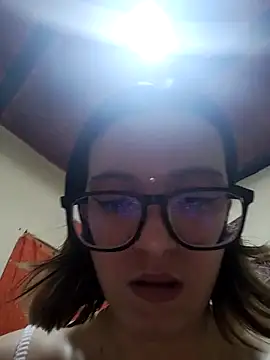 Snapshot of Greta_silber26 chatting on 27, 3, 2026 Greta silber26 online show from 27, 3, 2026