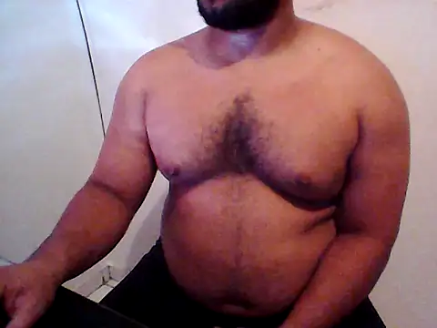 Snapshot of Derick_013 chatting on 17, 5, 2026 Derick 013 online show from 17, 5, 2026