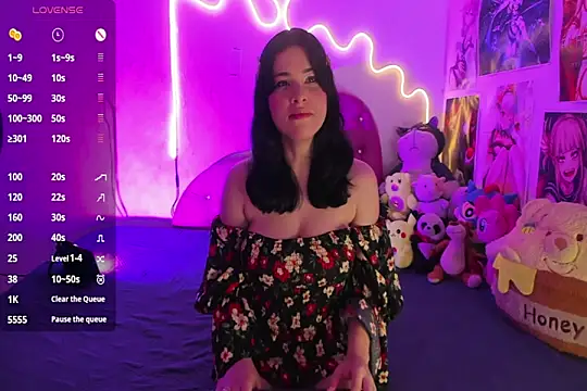 Snapshot of corina__pink chatting on 5, 6, 2026 corina pink online show from 5, 6, 2026