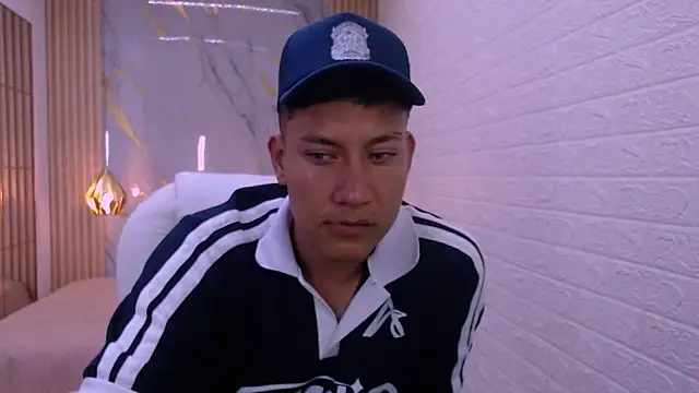 DominantBoy4 online show from 22, 3, 2026