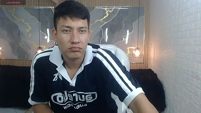 Snapshot of DominantBoy4 chatting on 10, 5, 2026 DominantBoy4 online show from 10, 5, 2026
