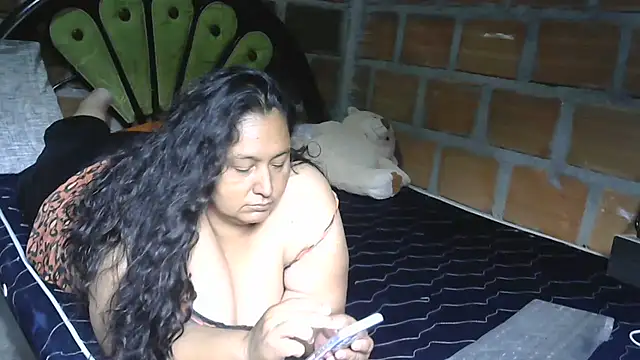 Snapshot of tistmature-69 chatting on 27, 5, 2026 tistmature-69 online show from 27, 5, 2026