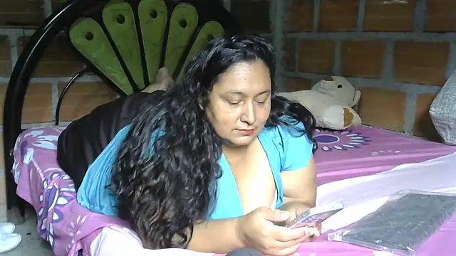 Snapshot of tistmature-69 chatting on 18, 6, 2026 tistmature-69 online show from 18, 6, 2026