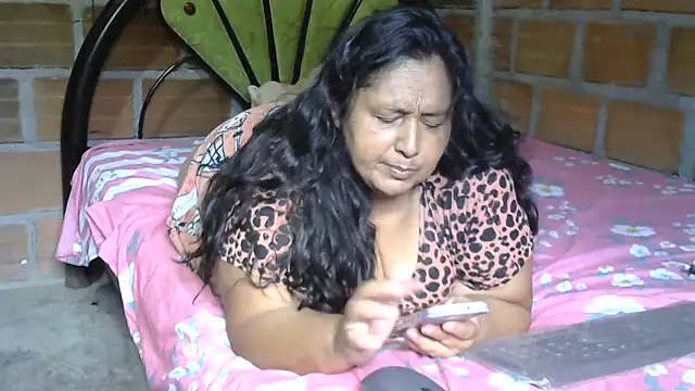 Snapshot of tistmature-69 chatting on 6, 7, 2026 tistmature-69 online show from 6, 7, 2026