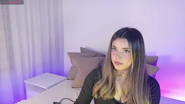 Snapshot of KylieVennet chatting on 5, 6, 2026 KylieVennet online show from 5, 6, 2026