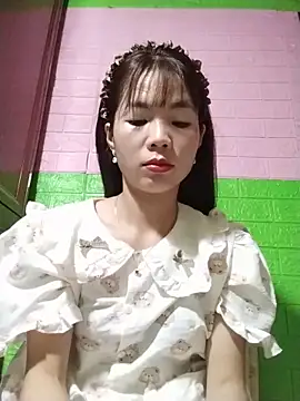 AmyLinee01 online show from 28, 5, 2026