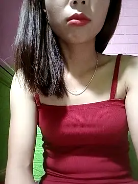 AmyLinee01 online show from 18, 4, 2026