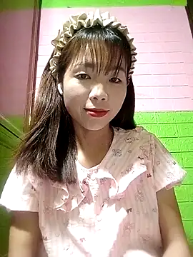 AmyLinee01 online show from 6, 5, 2026