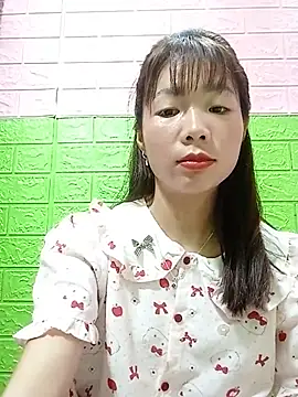 AmyLinee01 online show from 26, 6, 2026