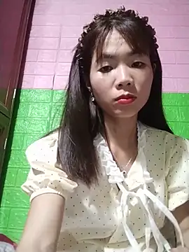 AmyLinee01 online show from 27, 5, 2026