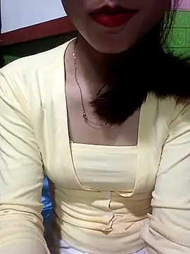 AmyLinee01 online show from 6, 4, 2026