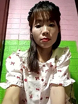 AmyLinee01 online show from 11, 5, 2026