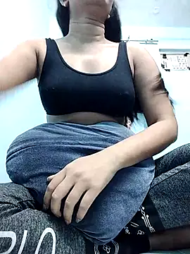 babygirl6263 online show from 23, 3, 2026