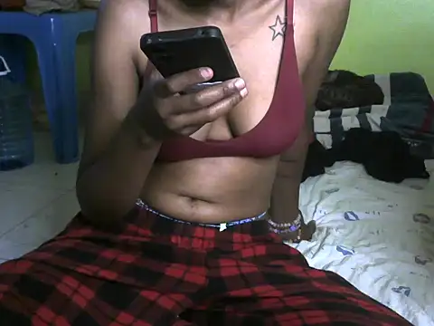 Esteline0 online show from 25, 3, 2026