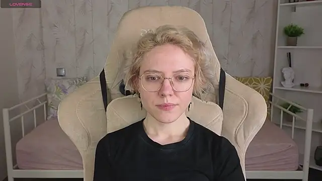 Snapshot of HottoKori chatting on 17, 5, 2026 HottoKori online show from 17, 5, 2026