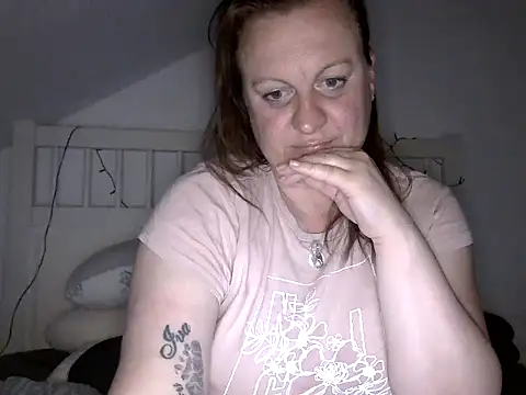 HotPussy785 online show from 10, 5, 2026