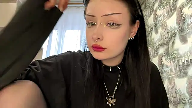 YoursinGoddes online show from 1, 4, 2026