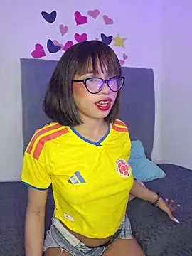 Snapshot of Lucy_Em chatting on 27, 6, 2026 Lucy Em online show from 27, 6, 2026