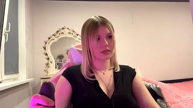 Snapshot of SweettAnny chatting on 17, 5, 2026 SweettAnny online show from 17, 5, 2026