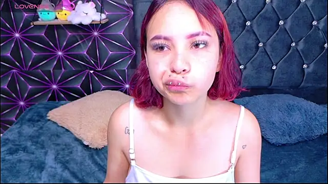 Megam white online show from 18, 4, 2026