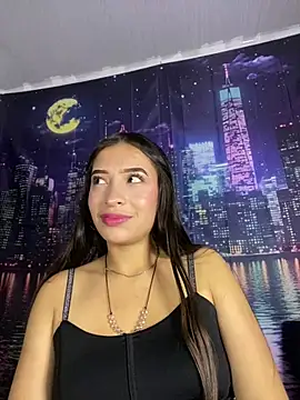 Itze Mua online show from 24, 3, 2026