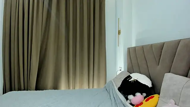 Snapshot of kok0mi chatting on 7, 4, 2026 kok0mi online show from 7, 4, 2026